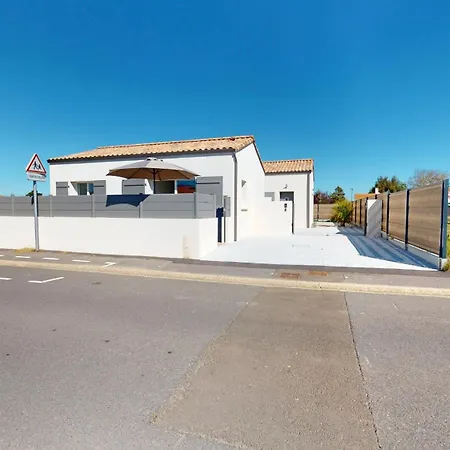 La Petite Vague * Saint Gilles Croix de vie