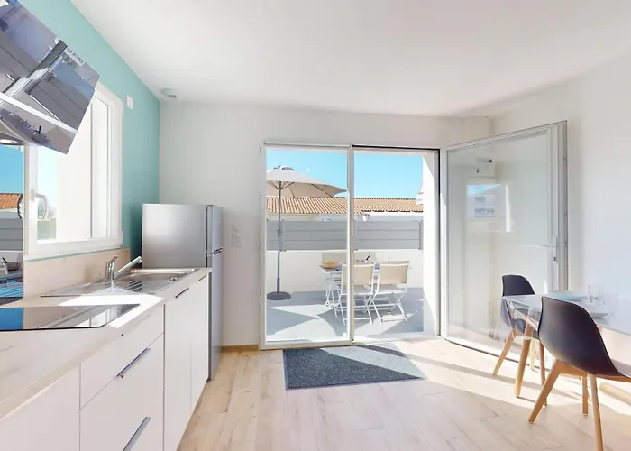 La Petite Vague 생 질 크루아 드 비